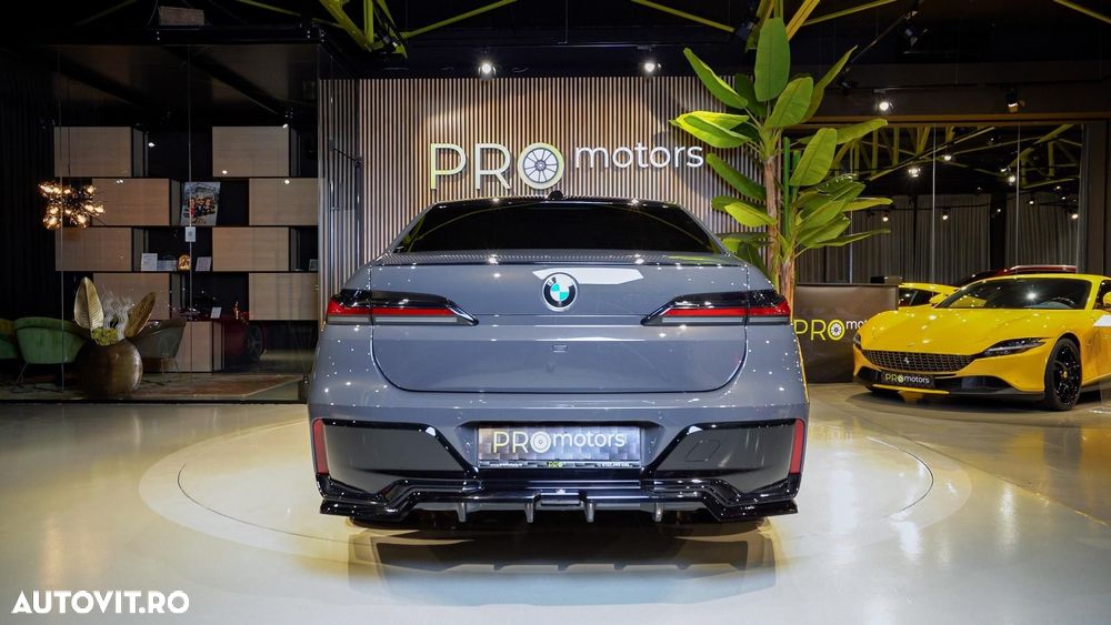 BMW Seria 7 740d xDrive MHEV - 4