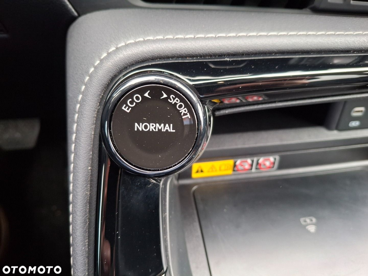 Lexus NX 350h Prestige AWD - 24