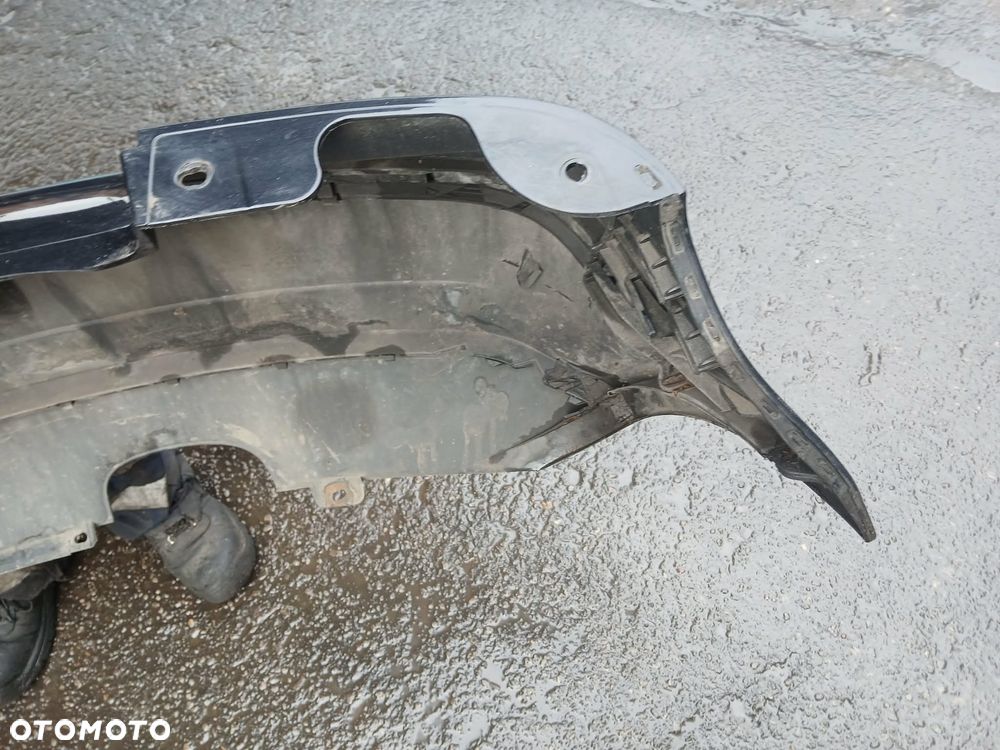 Volkswagen Polo 9N Zderzak tylny kod lakieru LC9Z - 9