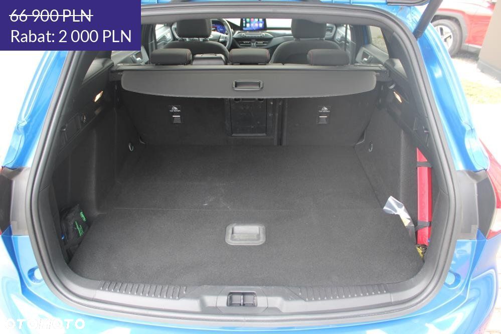 Ford Focus - 36