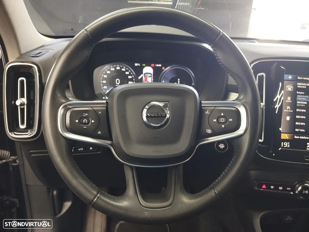 Volvo XC 40 1.5 T5 PHEV Inscription — fotografia 19
