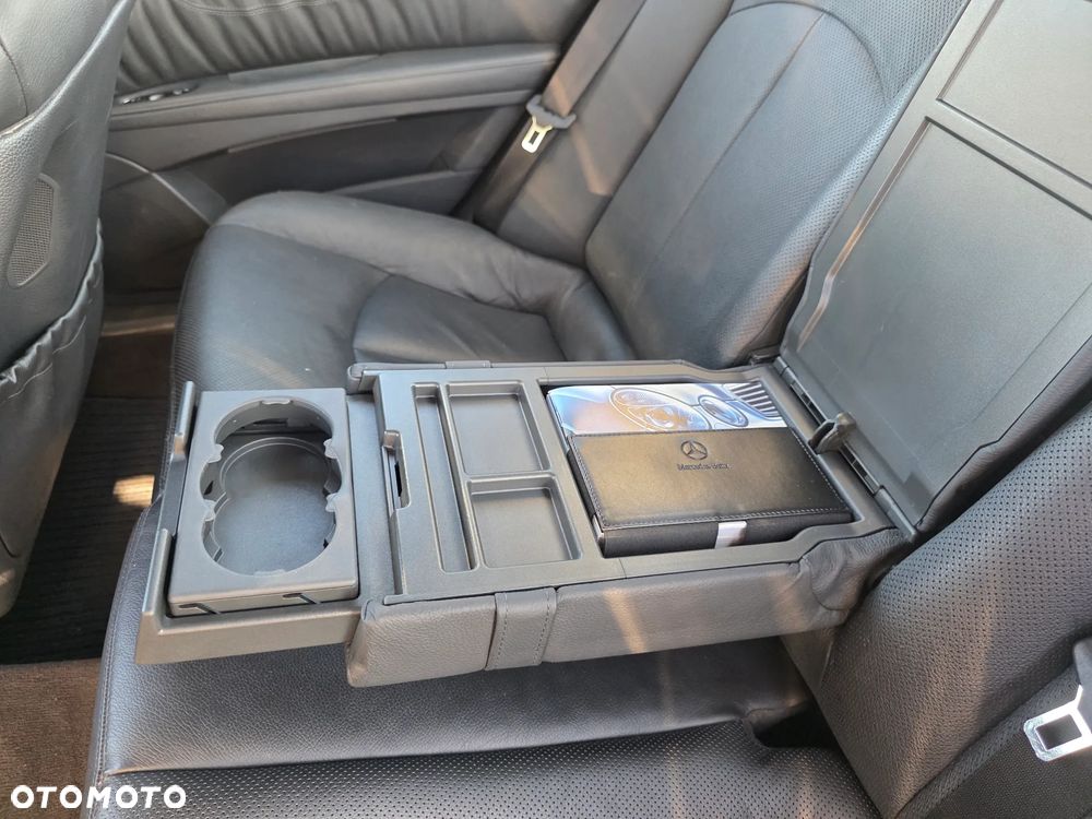 Mercedes-Benz Klasa E - 26