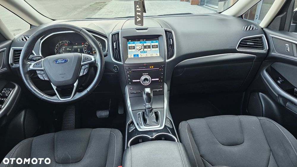Ford S-Max 2.0 EcoBlue Titanium - 12