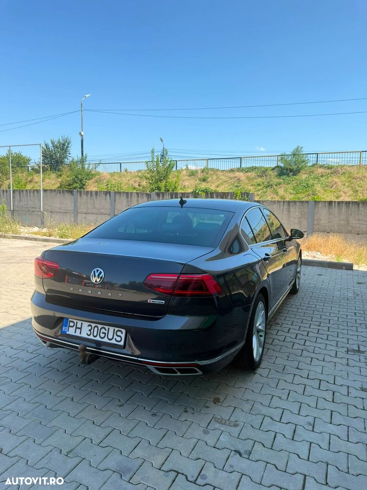 Volkswagen Passat 2.0 TDI DSG R Executive - 4