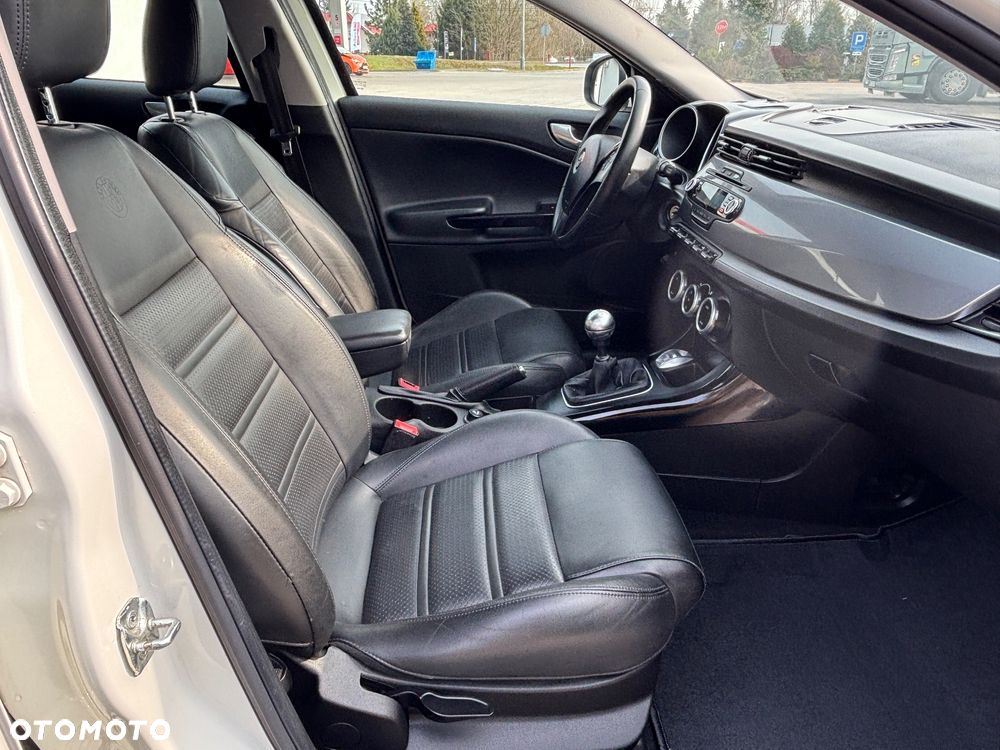 Alfa Romeo Giulietta - 22