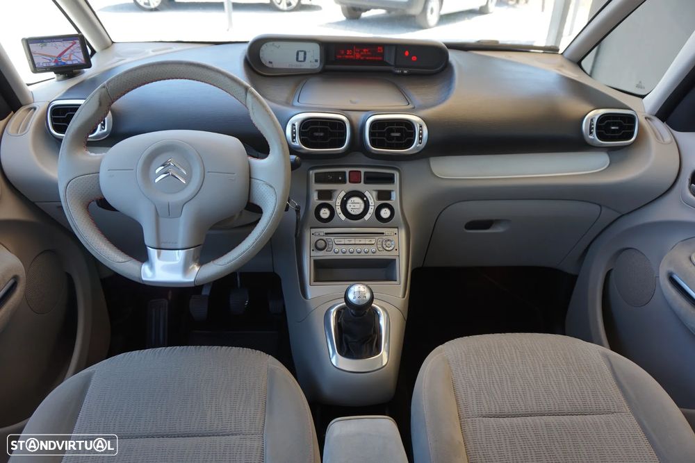 Citroën C3 Picasso 1.6 HDi Exclusive Airdream - 31