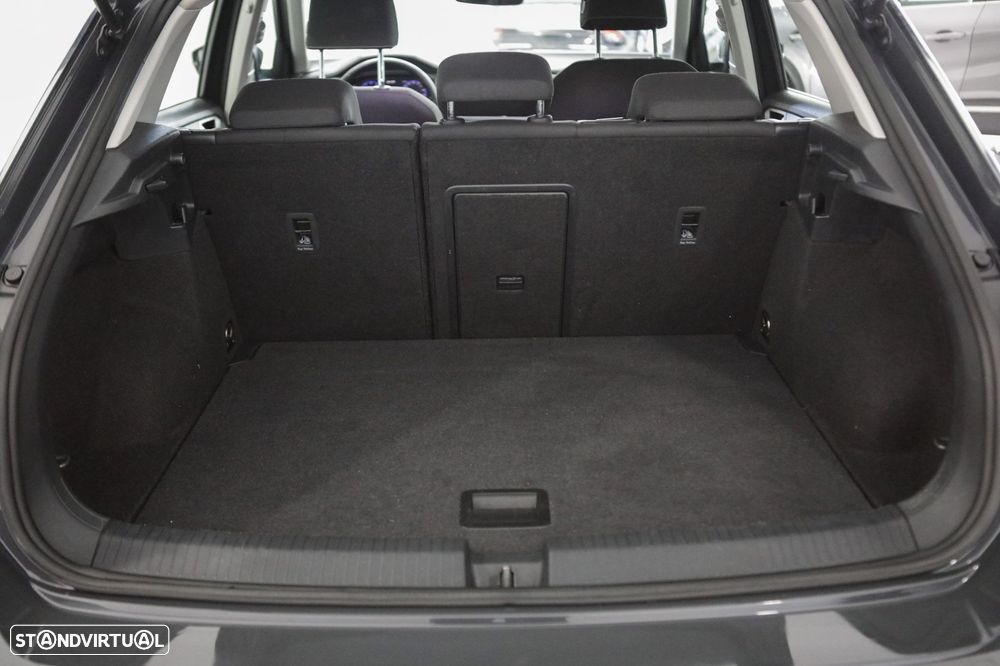 VW T-Roc 1.5 TSI Beats DSG - 11