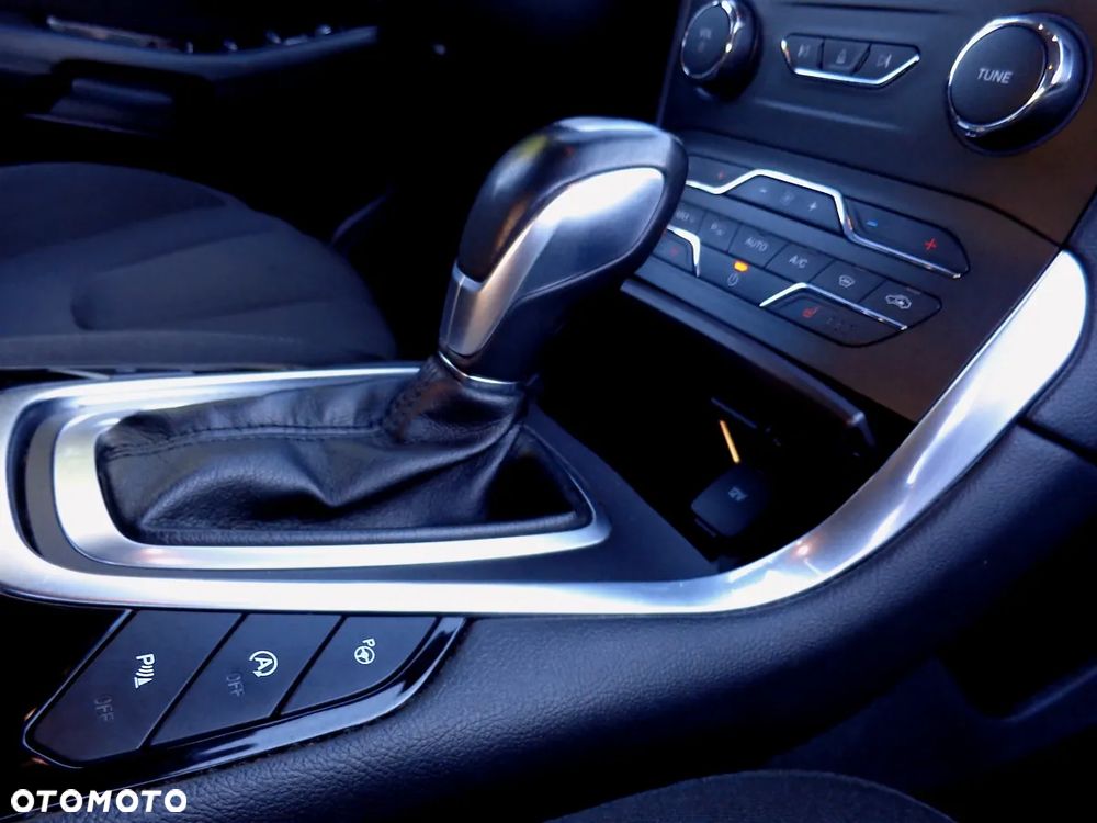 Ford S-Max 2.0 TDCi Titanium PowerShift - 17