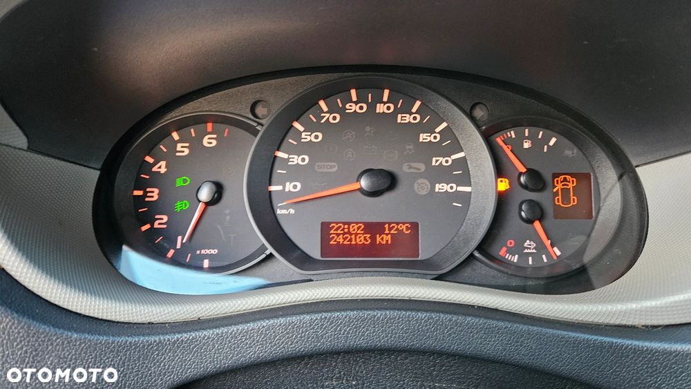 Renault MASTER 2,3DCI L2H2 Średni 130 KM - 18