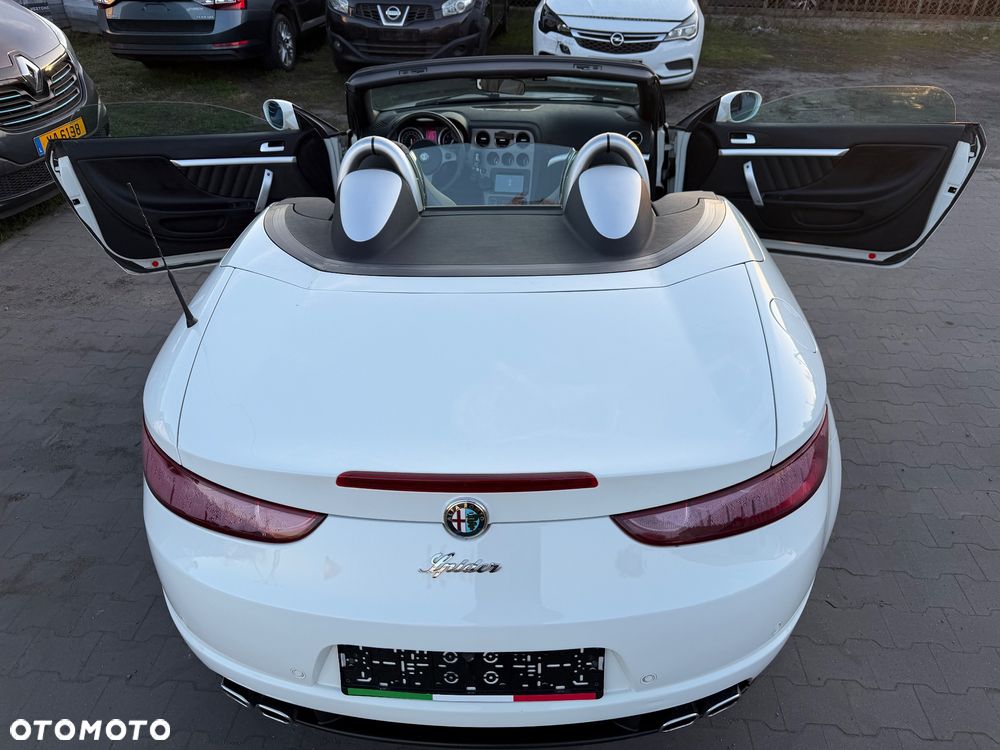 Alfa Romeo Spider 2.0 JTDM 16V DPF Italia Independent - 11