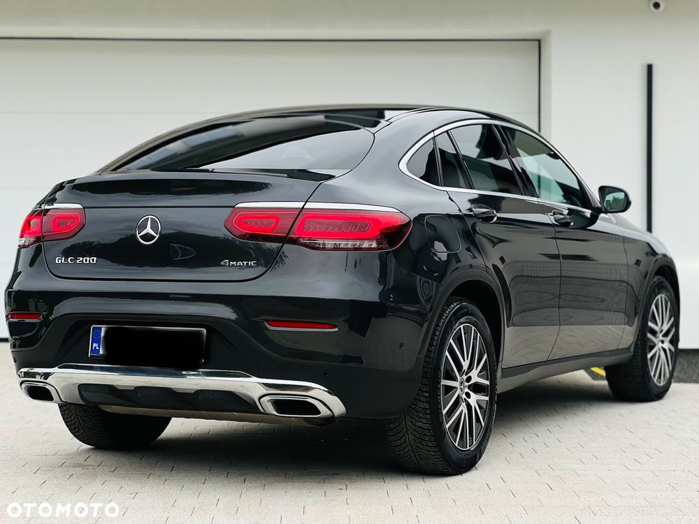 Mercedes-Benz GLC 200 4Matic 9G-TRONIC AMG Line - 30