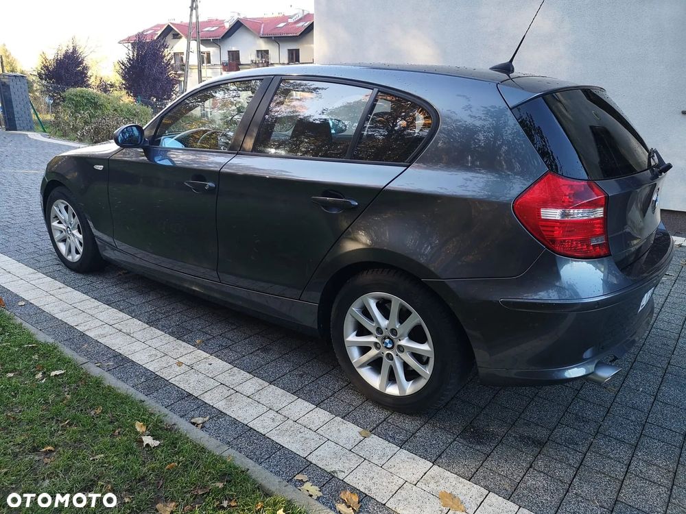 BMW Seria 1 120d DPF - 2