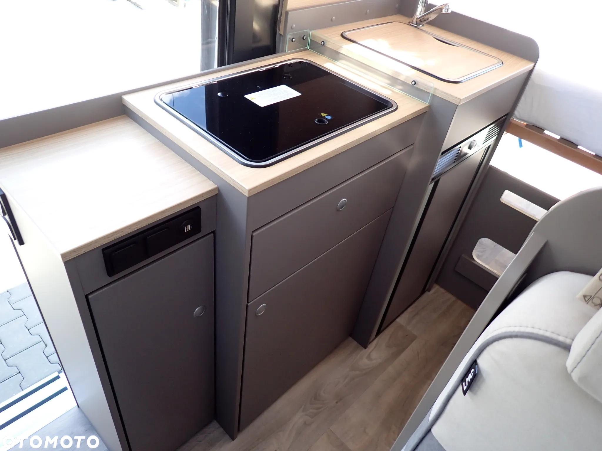 LMC INNOVAN 590 ACTIVE Model 2025 - 26