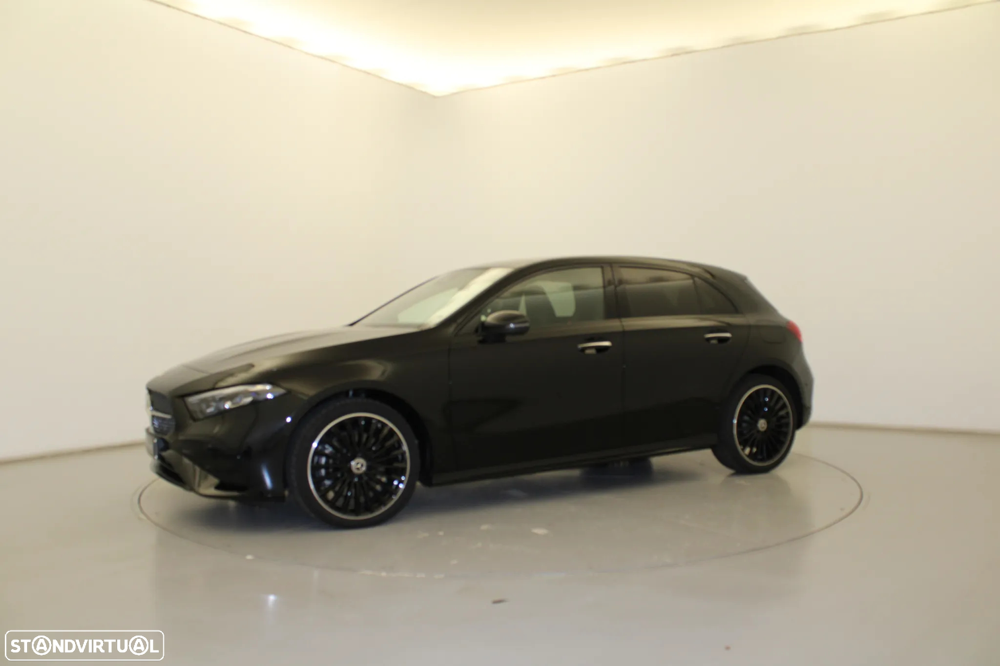 Mercedes-Benz A 250 e - 15