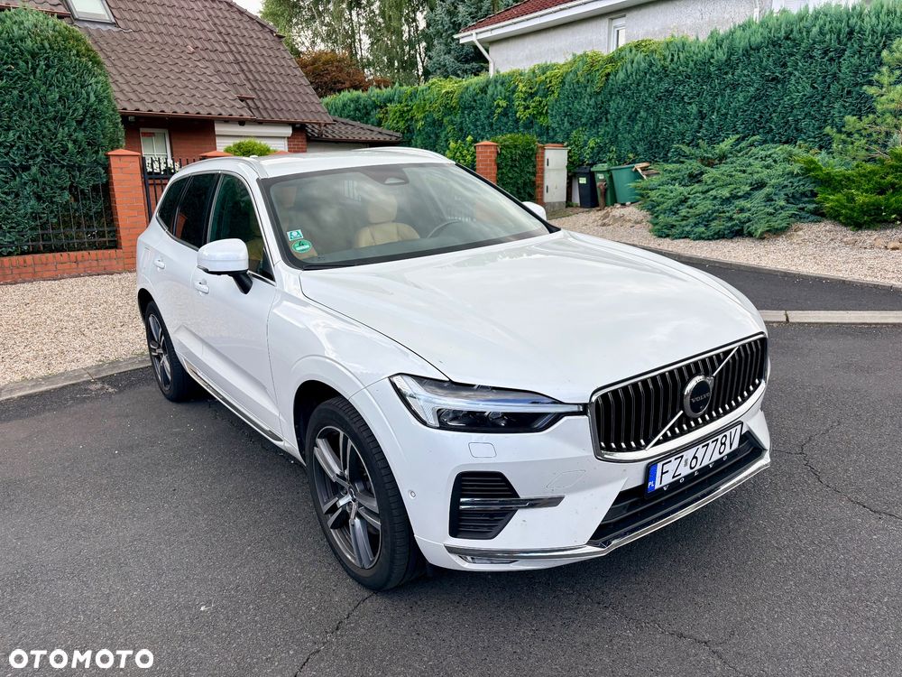 Volvo XC 60 B4 D AWD Plus Bright - 11