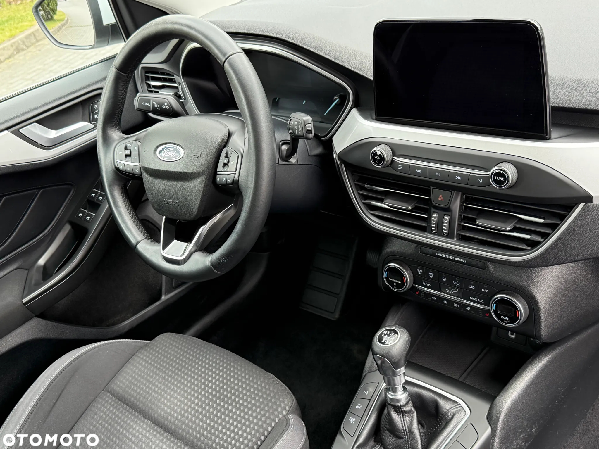 Ford Focus Turnier 1.5 EcoBlue Start-Stopp-System COOL&CONNECT - 19