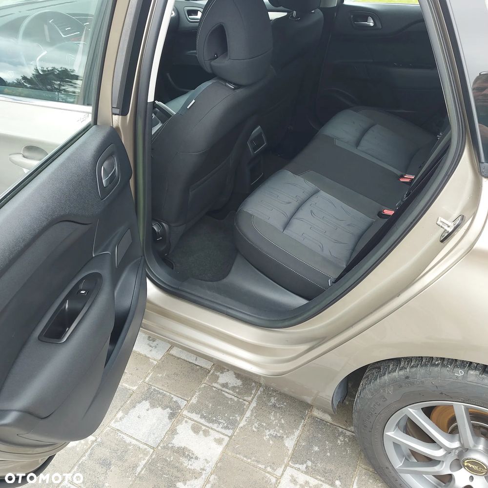 Citroën C4 1.6 HDi Selection - 8