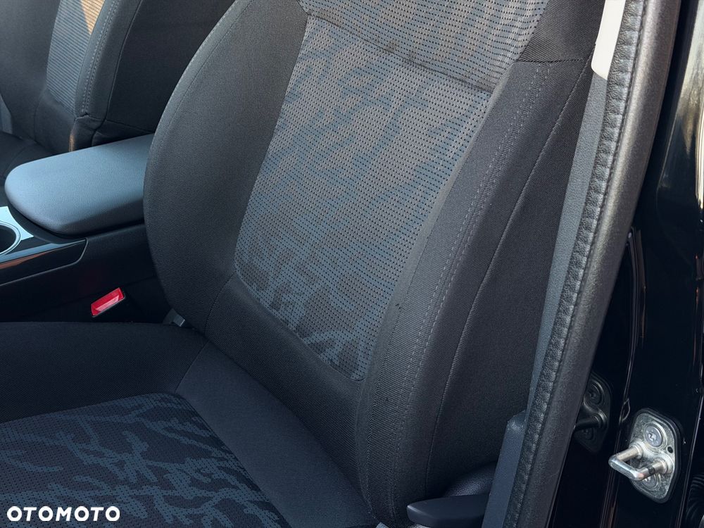 Peugeot 3008 120 VTi Style - 17