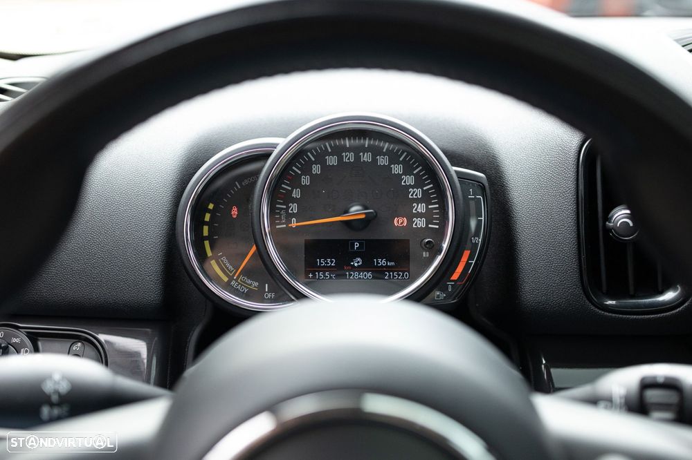 MINI Countryman Cooper SE ALL4 Auto - 11