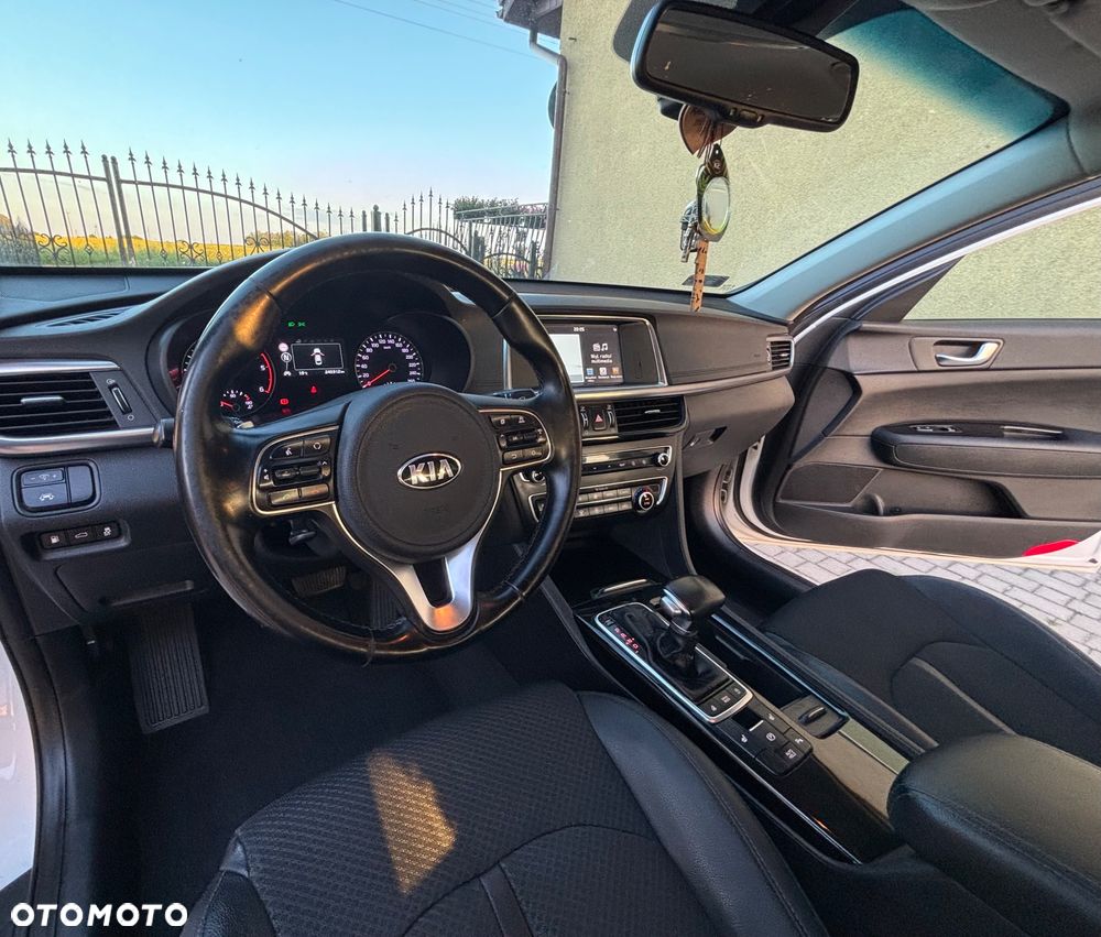 Kia Optima 1.7 CRDI L DCT - 8
