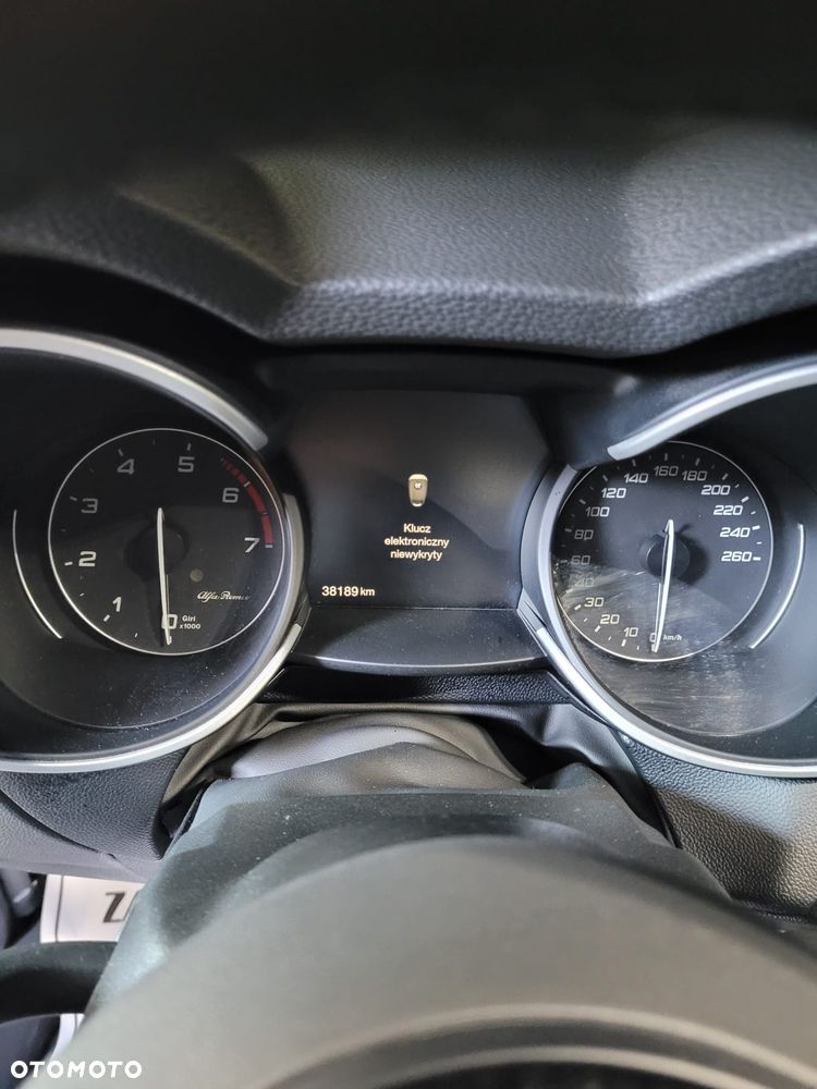 Alfa Romeo Stelvio 2.0 Turbo 16V AT8-Q4 Ti - 21