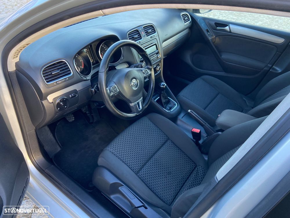 VW Golf 2.0 TDi Confortline - 10