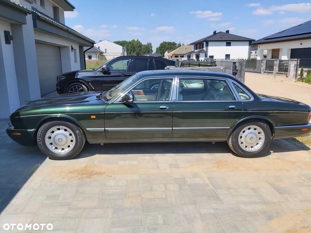 Jaguar Daimler S8 - 4