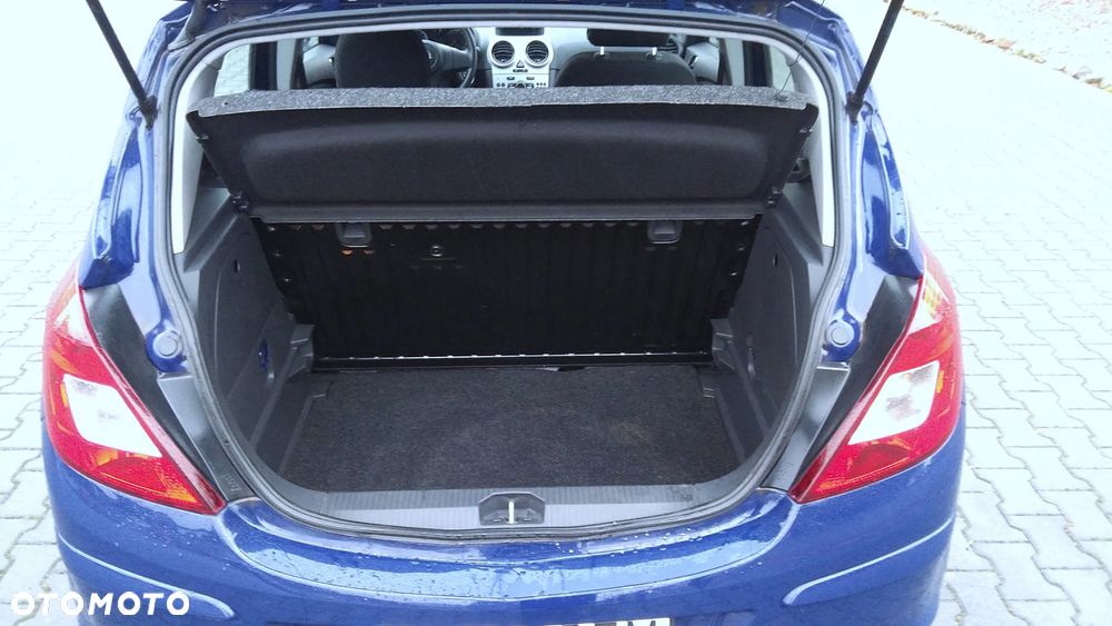 Opel Corsa 1.2 16V Enjoy - 13