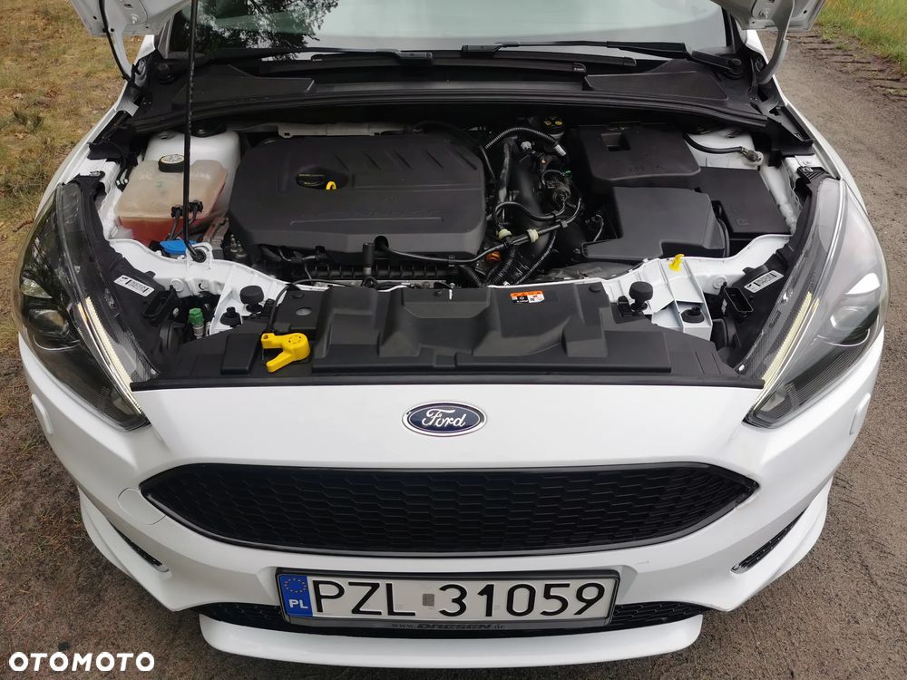 Ford Focus 1.5 EcoBoost STart-Stopp-System ST-LINE - 17