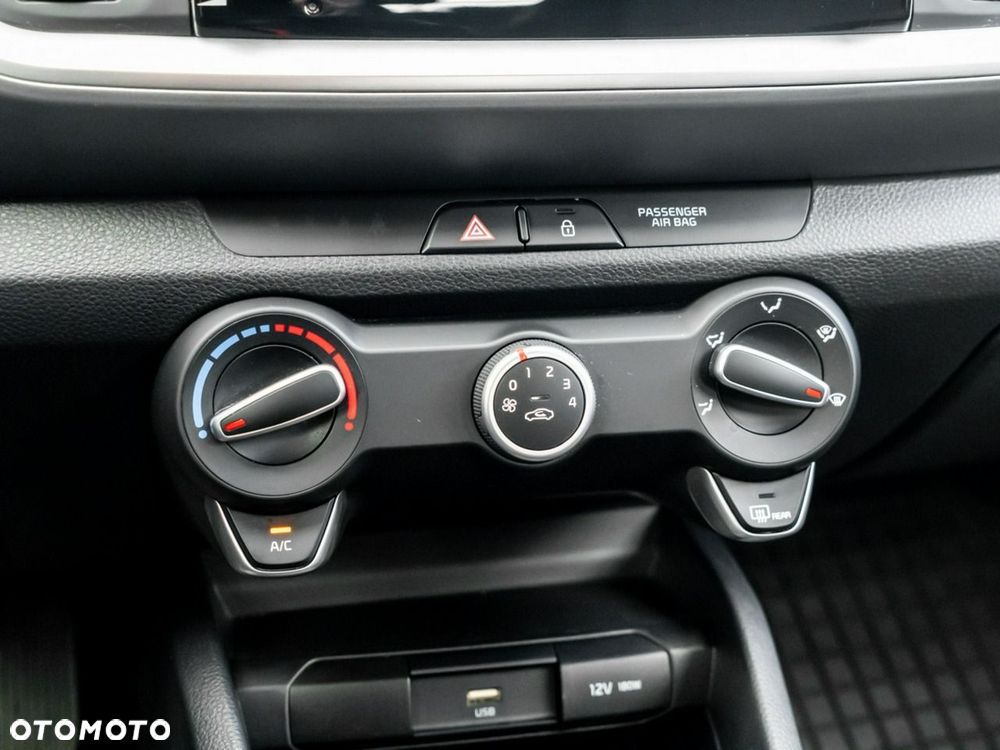 Kia Stonic 1.0 T-GDI M DCT - 16