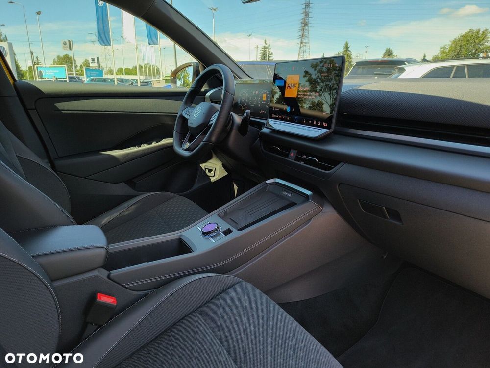 Volkswagen T-Roc 1.5 TSI R-Line DSG - 11