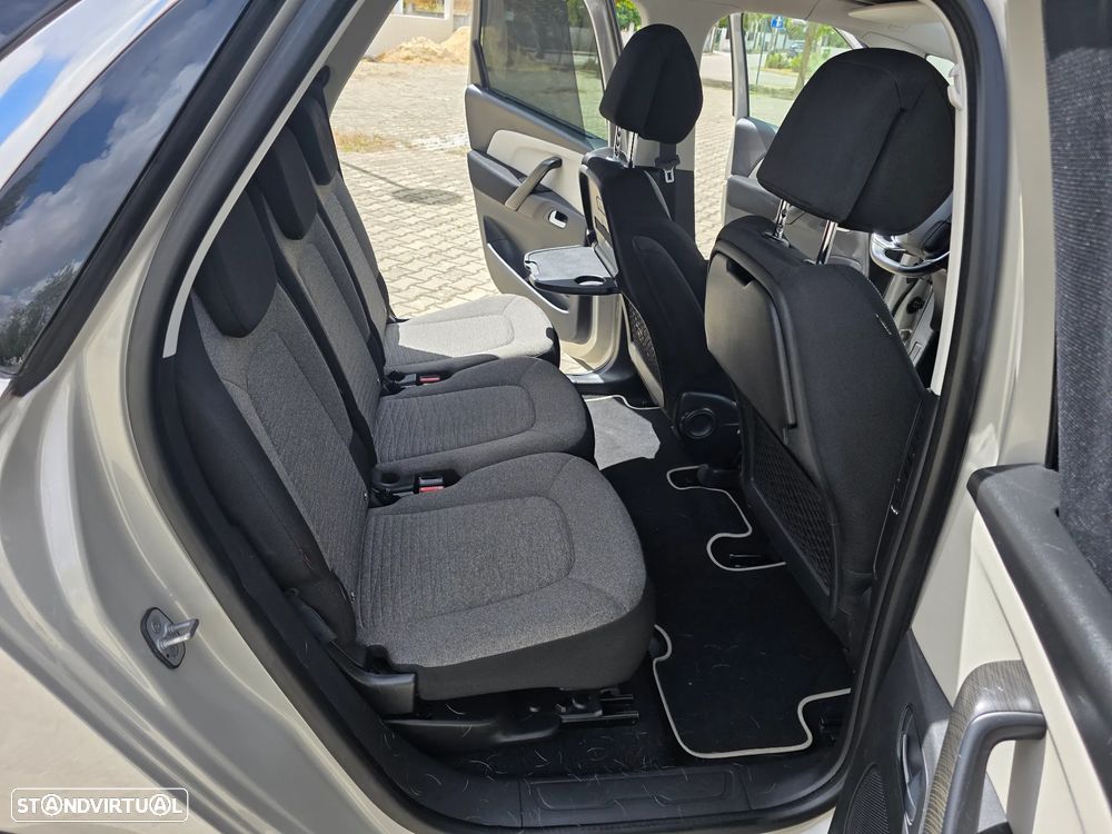 Citroën C4 Picasso PureTech 130 Stop&Start FEEL - 25