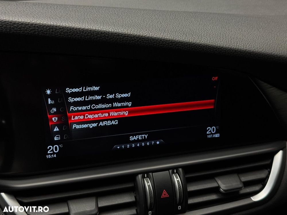 Alfa Romeo Giulia 2.2 JTDM Aut. Super - 16