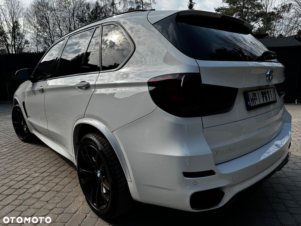 BMW X5 xDrive50i Sport-Aut - 8