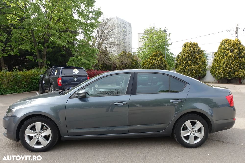 Skoda Octavia 1.4 TSI ELEGANCE - 4