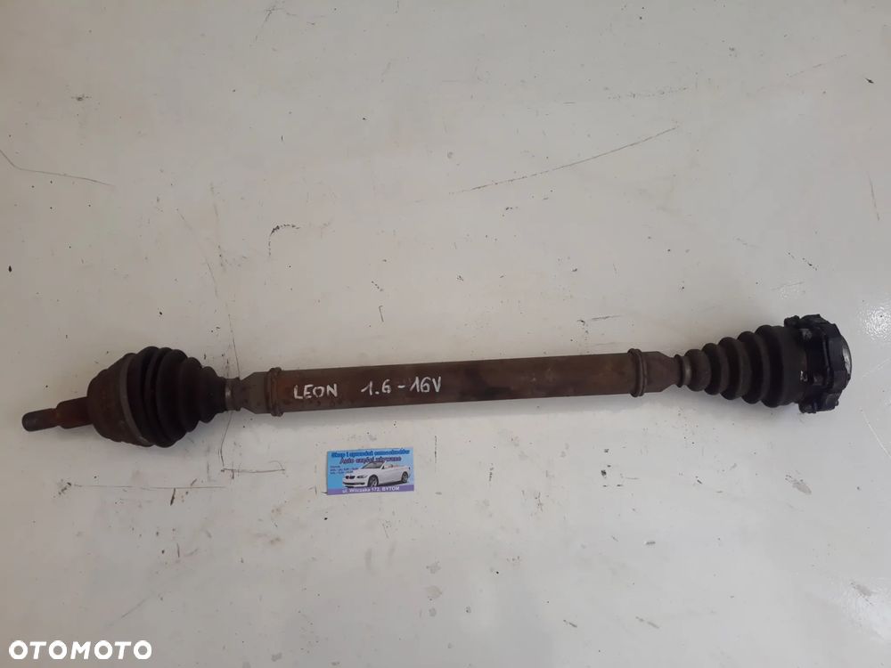 PÓŁOŚ PRAWA SEAT LEON I  1,6 16V 2003r - 1