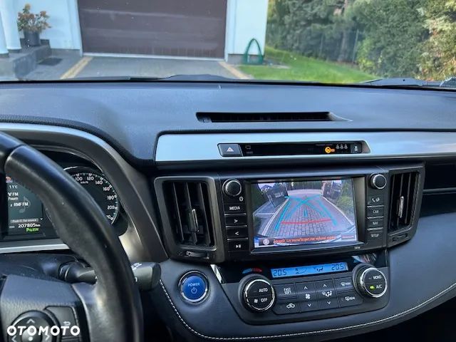 Toyota RAV4 - 16