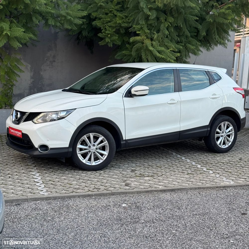 Nissan Qashqai 1.2 DIG-T Xtronic ACENTA - 1