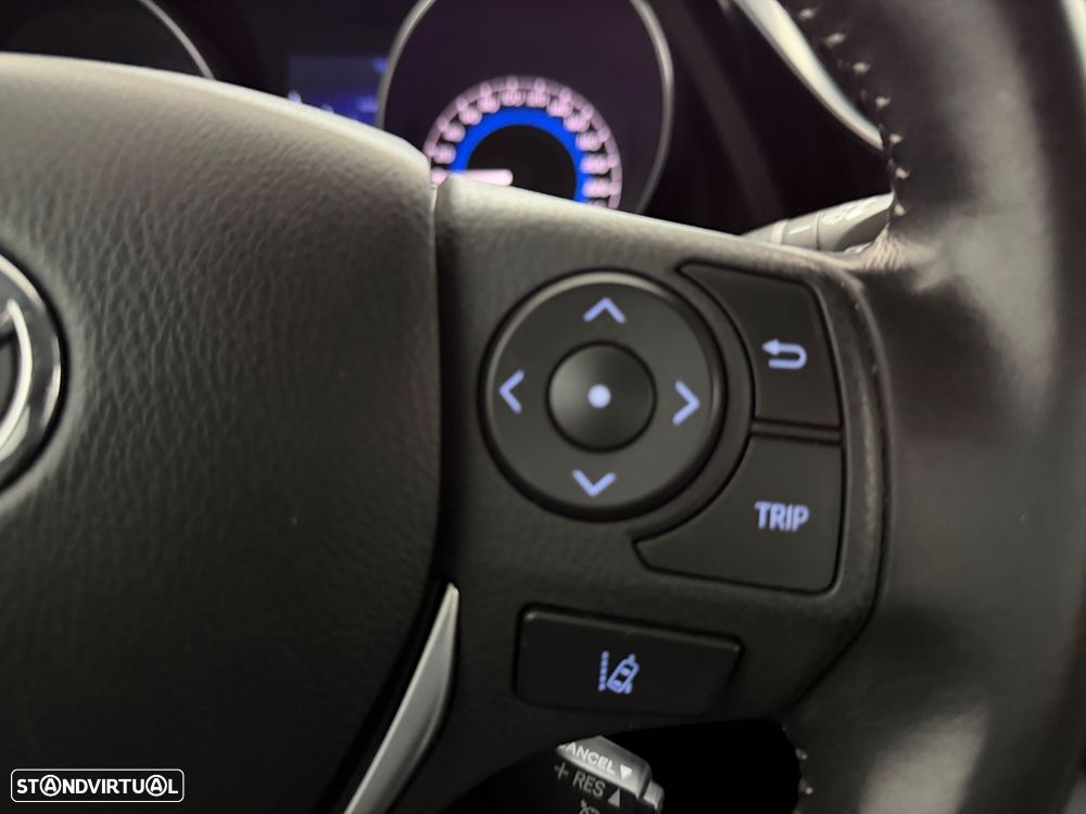 Toyota Auris 1.8 HSD Active - 18