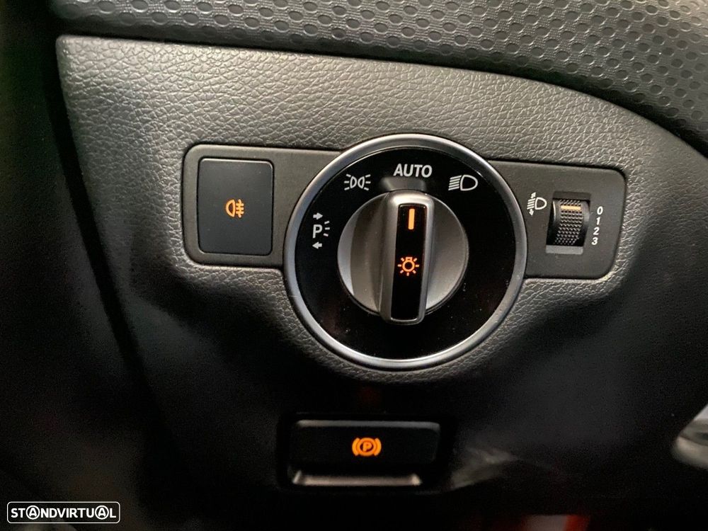 Mercedes-Benz A 160 CDI Urban - 23