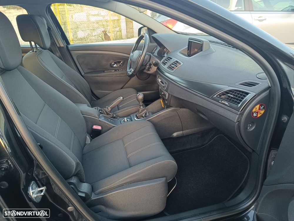 Renault Megane Sport Tourer 1.5 dCi Dynamique SS - 10