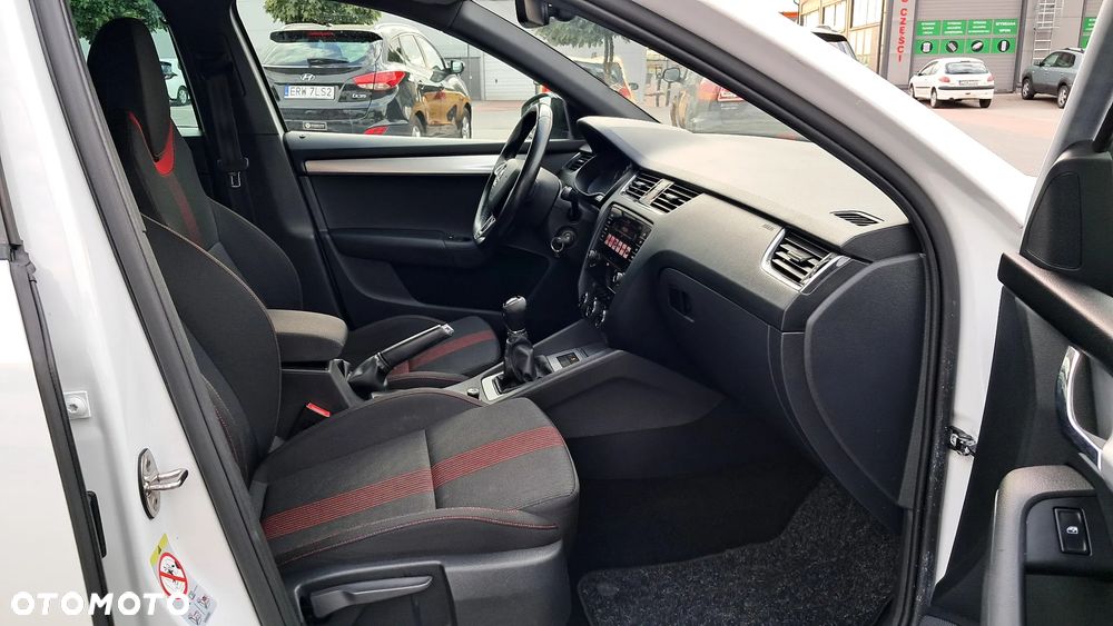 Skoda Octavia 1.6 TDI SCR Business - 14