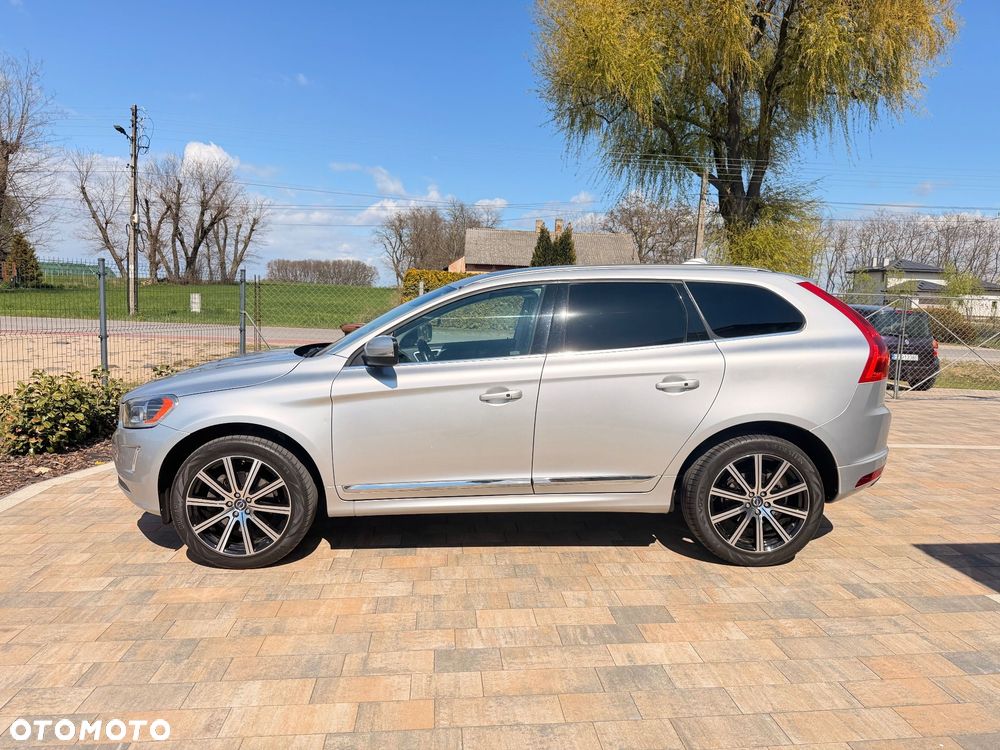 Volvo XC 60 - 4