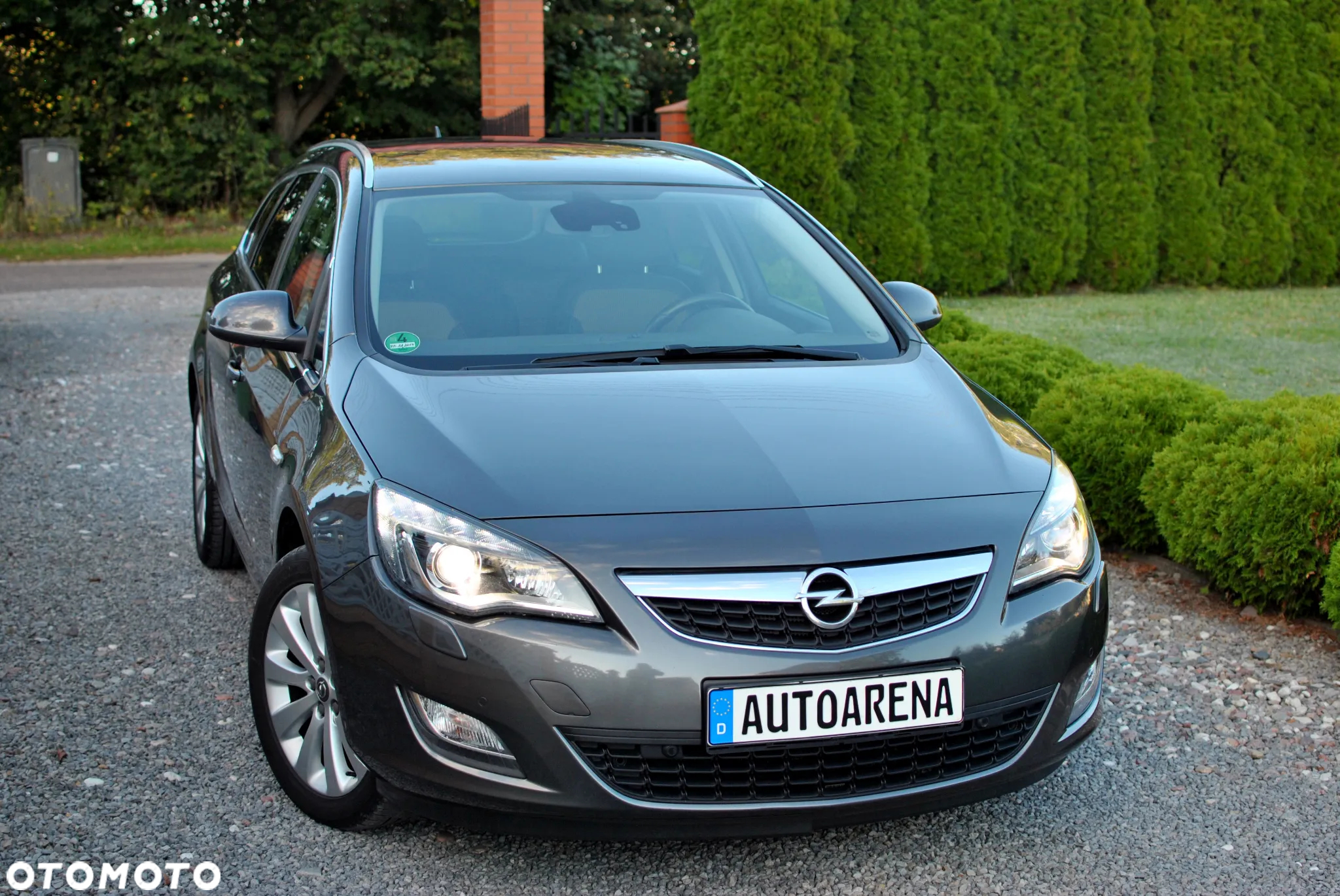 Opel Astra IV 1.4 T Cosmo - 3