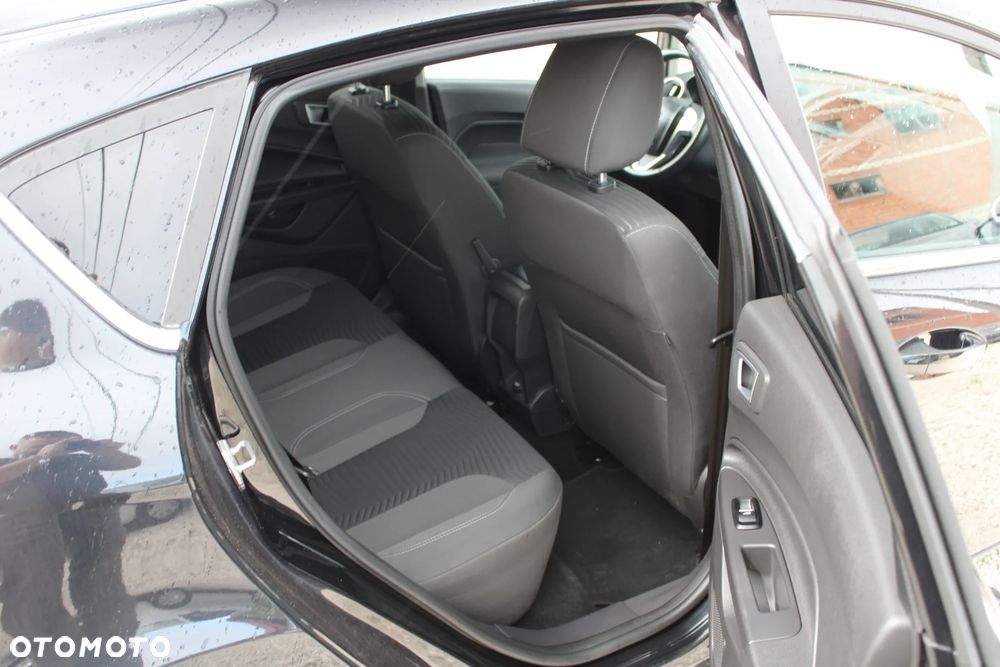 Ford Fiesta 1.0 EcoBoost Titanium - 14
