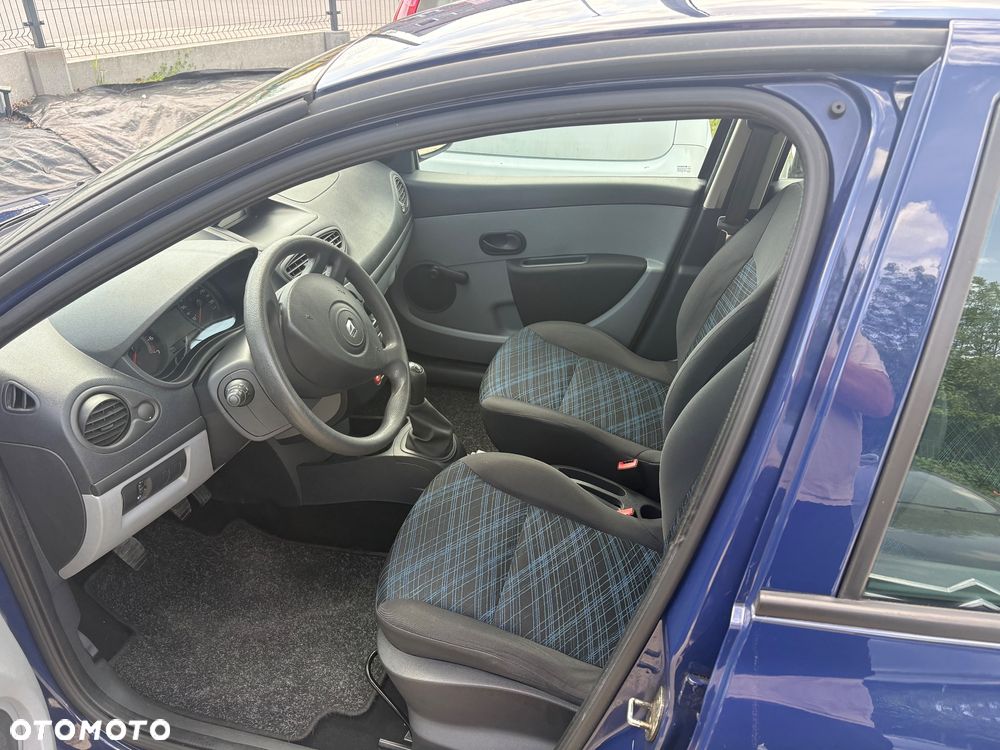 Renault Clio 1.2 16V Exception - 11