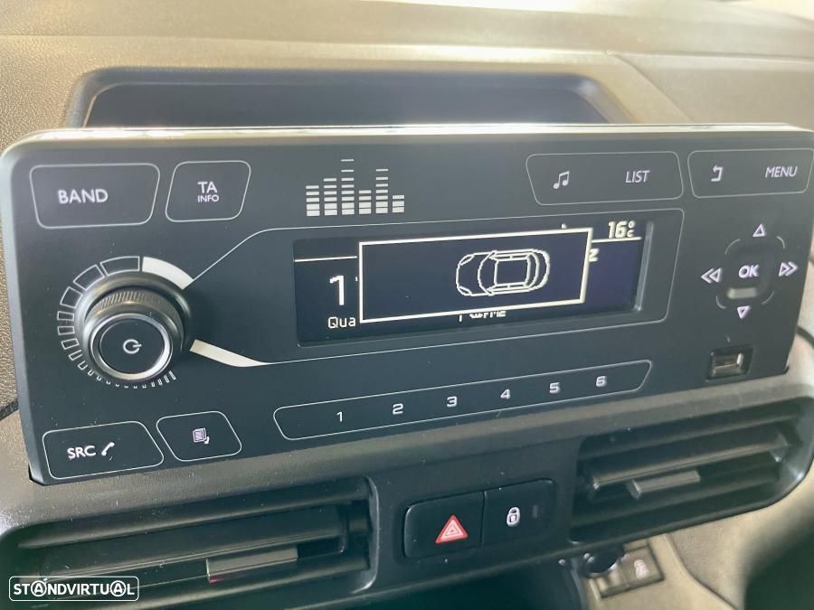 Toyota Proace City 1.5D L1 Comfort 3 Lugares c/IVA DEDUTÍVEL - 11