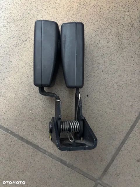 ZAPINKA ZAPINKI PASA TYŁ VOLKSWAGEN VW TOUAREG 7L0857822B - 1