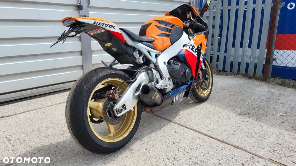 Honda CBR - 3