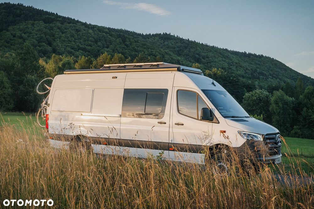Mercedes-Benz Sprinter - 4